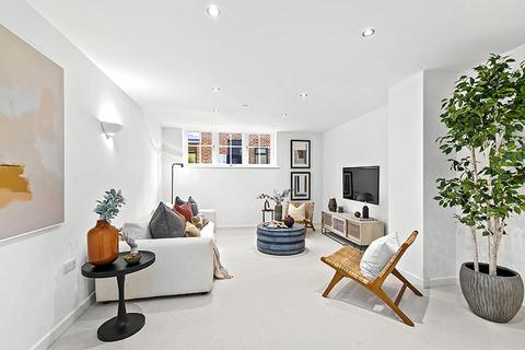 1 bedroom apartment for sale, Crown Road, Twickenham TW1