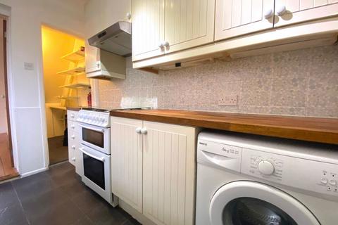 74 Junction Road, Northampton, NN2 7HS