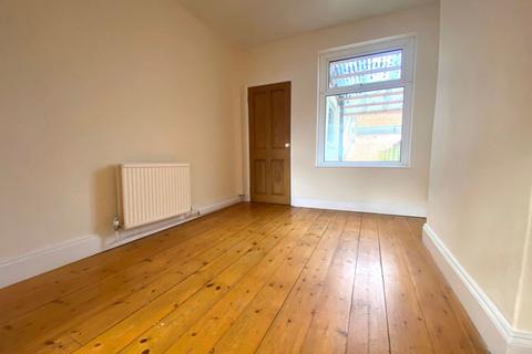 74 Junction Road, Northampton, NN2 7HS