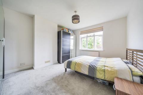 66 Lime Grove, Ruislip, HA4 8RY