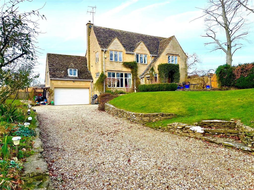 Lodersfield, Lechlade, Gloucestershire, GL7 5 bed detached house for