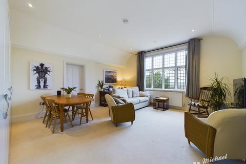2 bedroom flat for sale - Leighton Road, Aylesbury HP22