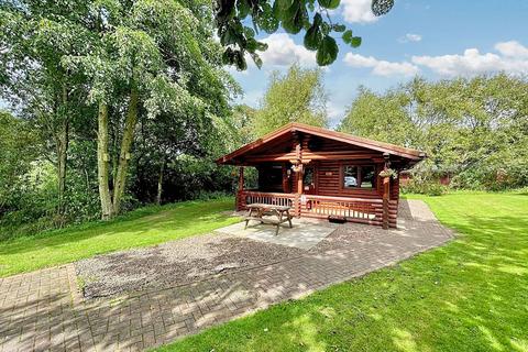 2 bedroom park home for sale - 1 Lakeside Drive, Felton, Morpeth, Northumberland, NE65 9QH