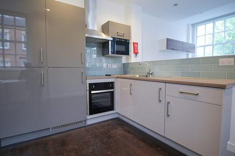 2 bedroom apartment to rent, Apt 3, Park Square Residence, 21 Park Square South LS1