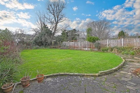 39 Grange Crescent, Chigwell, IG7 5JD