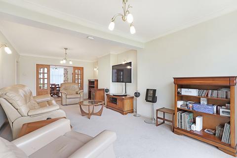 39 Grange Crescent, Chigwell, IG7 5JD