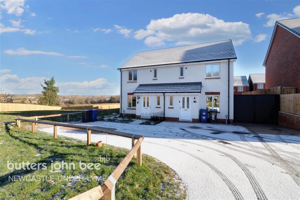 Basil Grove, The Hamptons, Keele 3 bed semidetached house to rent £