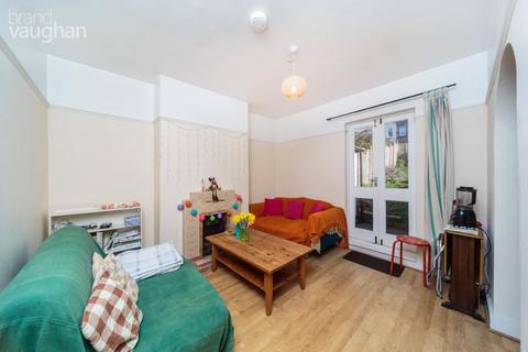 3 bedroom terraced house to rent, Roedale Road, Brighton BN1