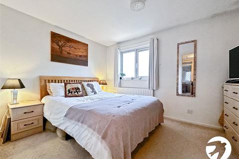 2 bedroom terraced house for sale - North Bank Close, Strood, Kent, ME2