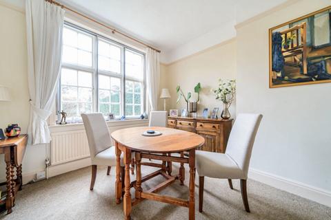 194 Pitshanger Lane, Ealing, London, W5 1QG
