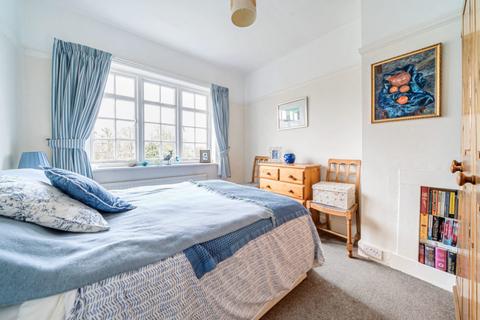 194 Pitshanger Lane, Ealing, London, W5 1QG