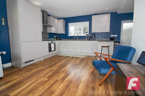 19 Barnhurst Path, Watford, WD19 6TX