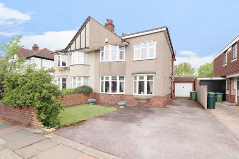 4 bedroom semi-detached house for sale, Hurst Road, Sidcup DA15