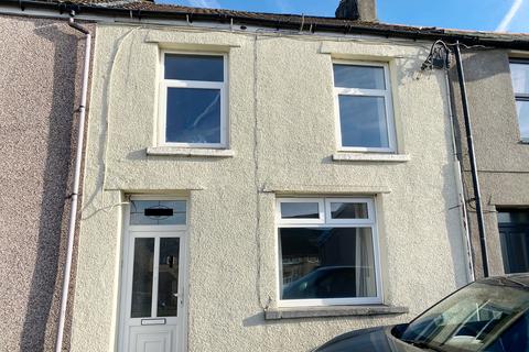 2 bedroom terraced house to rent, Church Street, Rhymney NP22