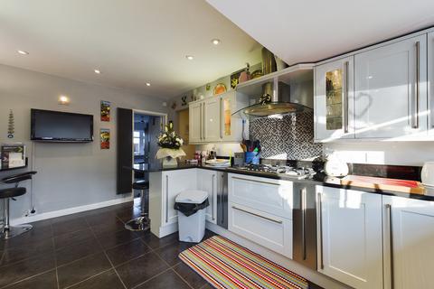 45 Birch Close, Benfleet, SS7 4NE