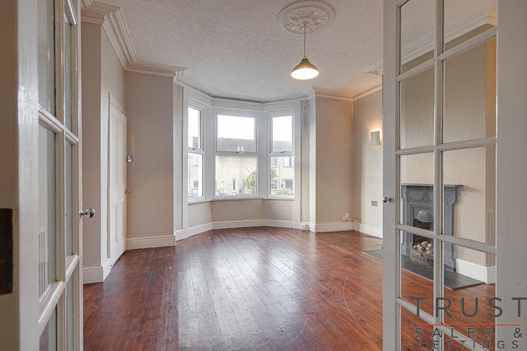 Clifton, Brighouse HD6 2 bed terraced house for sale £140,000