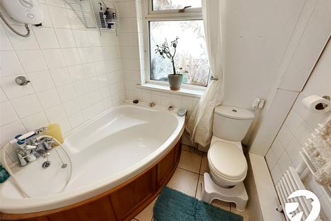 40 Sturla Road, Chatham, ME4 5PA