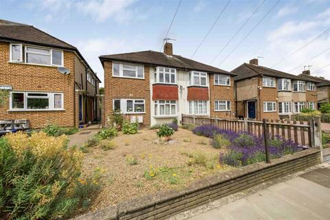 12a Warren Road, Twickenham, TW2 7DL