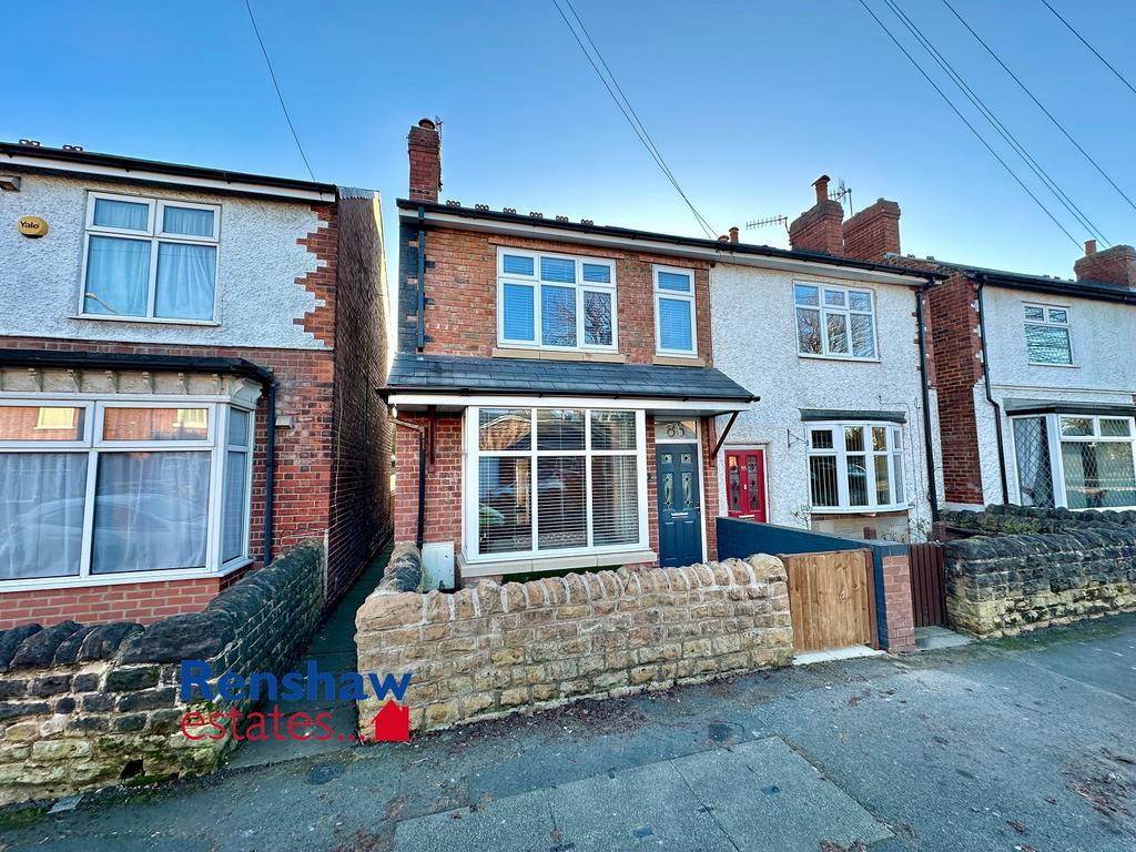 Wharncliffe Road, Ilkeston, Derbyshire 3 bed semidetached house for sale £170,000