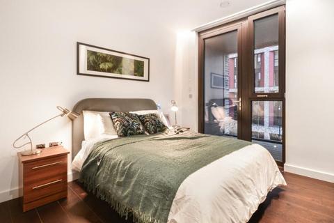 2 bedroom flat for sale, Nine Elms, London SW11