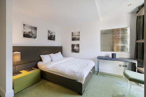 3 bedroom flat for sale, Montrose Place, Belgravia