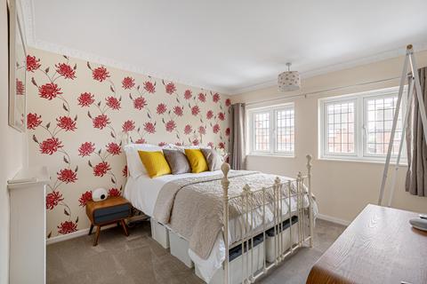 7 Constable Road, Northfleet, Gravesend, DA11 8NL