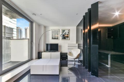 undefined, Pan Peninsula, East Tower, Canary Wharf, E14
