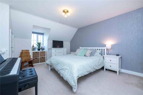 6 Aintree Way, Bourne, PE10 0WG