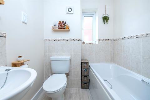 6 Aintree Way, Bourne, PE10 0WG