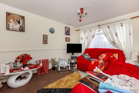 3 bedroom terraced house for sale, Jewel Walk, Bewbush, CRAWLEY, West Sussex, RH11