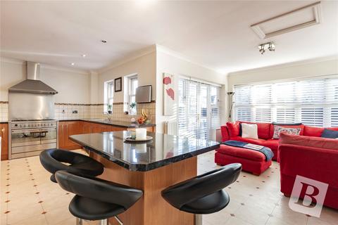 5 bedroom detached house for sale, Beaulieu Boulevard, Old Beaulieu, Essex, CM1