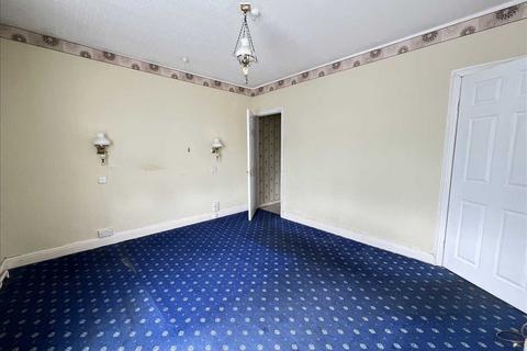 77 Corby Road, Weldon, Corby, NN17 3HU