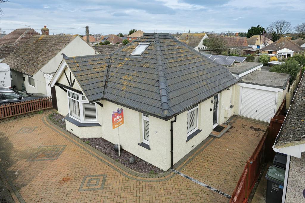 King Edward Road, Birchington, CT7 3 bed detached bungalow for sale £