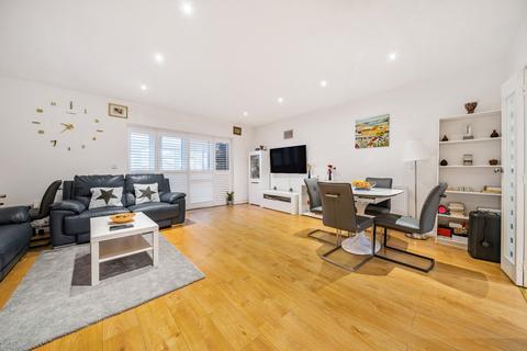 17 Sterling Road, Bexleyheath, DA7 6ET