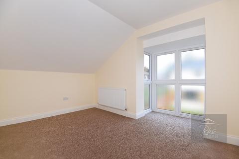 2 bedroom semi-detached house for sale, Hounslow TW5