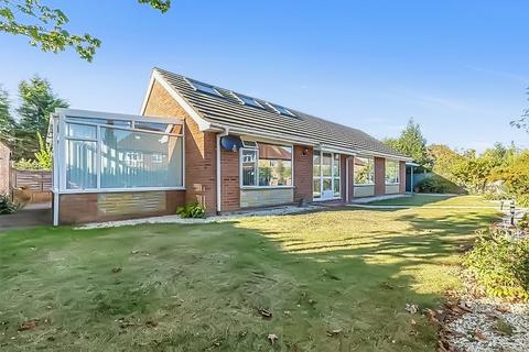 3 bedroom bungalow for sale, Holyport, Maidenhead SL6
