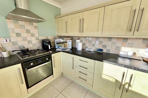 24 Delffordd, Rhos, Swansea, SA8 3EL