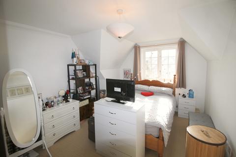 2 bedroom flat for sale - Sheridan Court, High Wycombe HP12