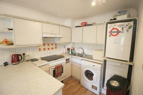 1 bedroom flat for sale, Queen Alexandra Road, High Wycombe HP11