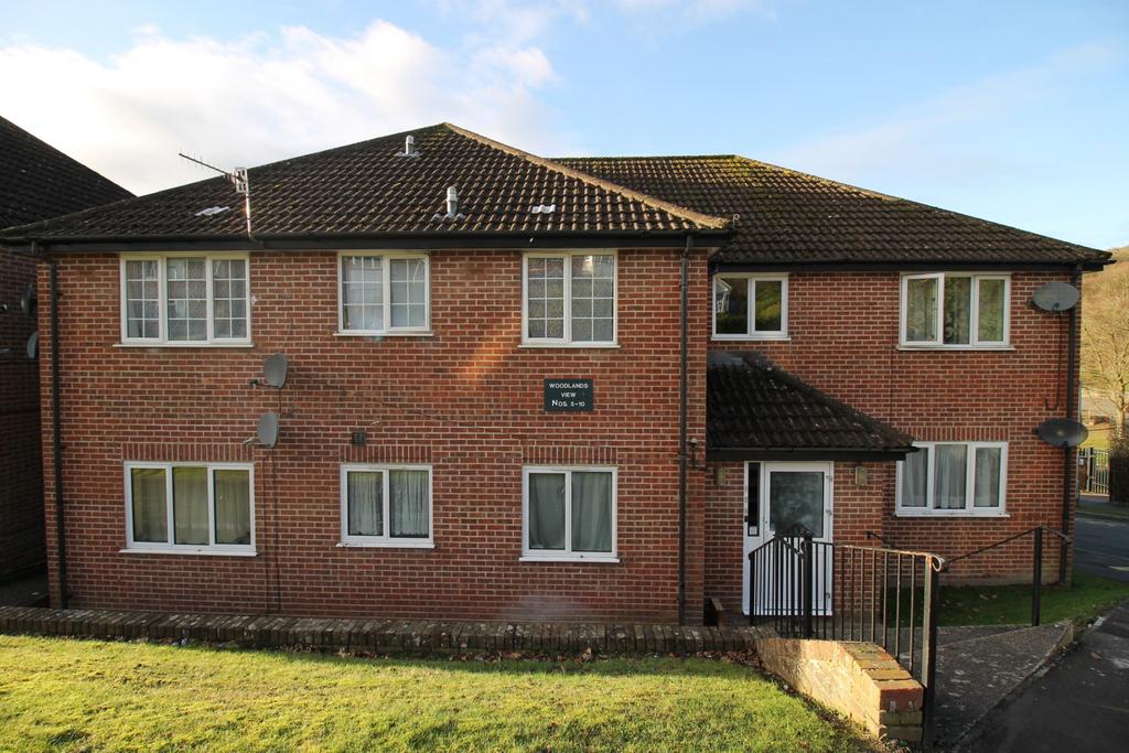 Herbert Road, High HP13 1 bed flat for sale £185,000