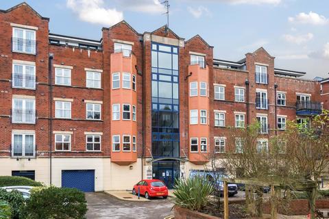 2 bedroom flat for sale, Carisbrooke Road, Far Headingley, Leeds, LS16