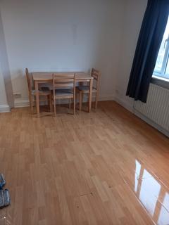 3 bedroom flat to rent, First Floor Flat, Sunnymead Road, Kingsbury, NW9