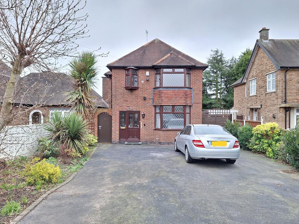 Coventry Road, Exhall, Coventry. CV7 9EY 3 bed detached house for sale