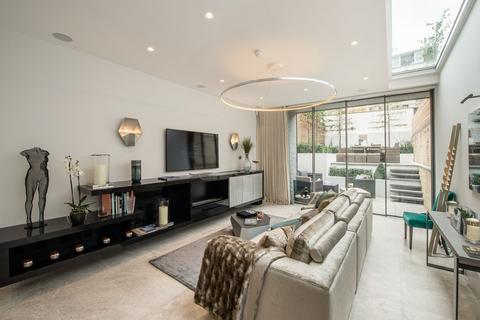 5 bedroom terraced house for sale, Eaton Terrace, Belgravia, London SW1W