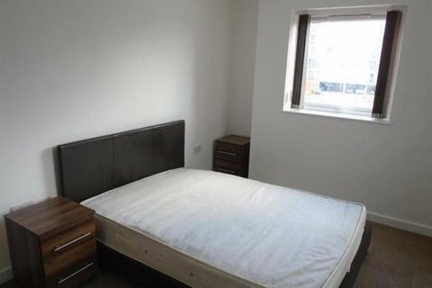 2 bedroom flat to rent, Pilgrims Way, Salford, M50