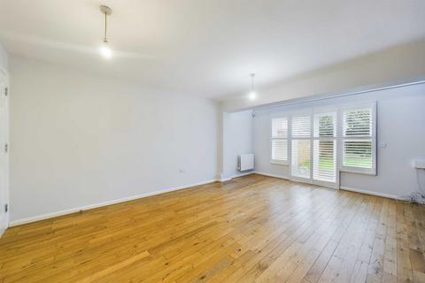 4 bedroom end of terrace house for sale, White Lion Street, Apsley
