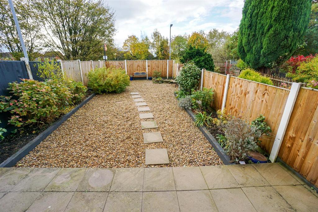 GARDEN 3 (1 of 1).jpg