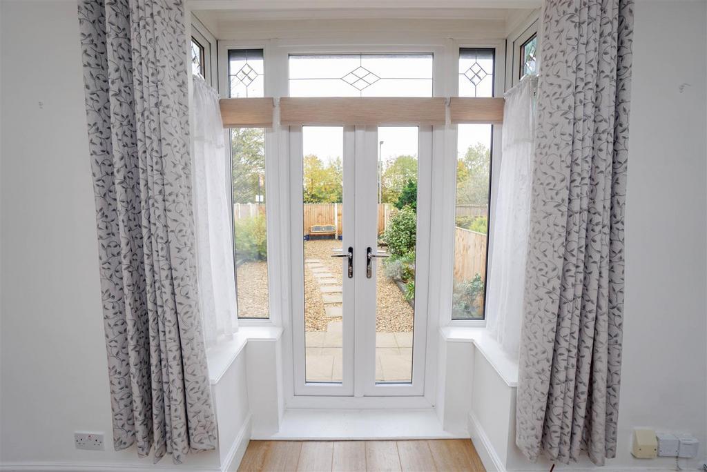PATIO DOORS (1 of 1).jpg
