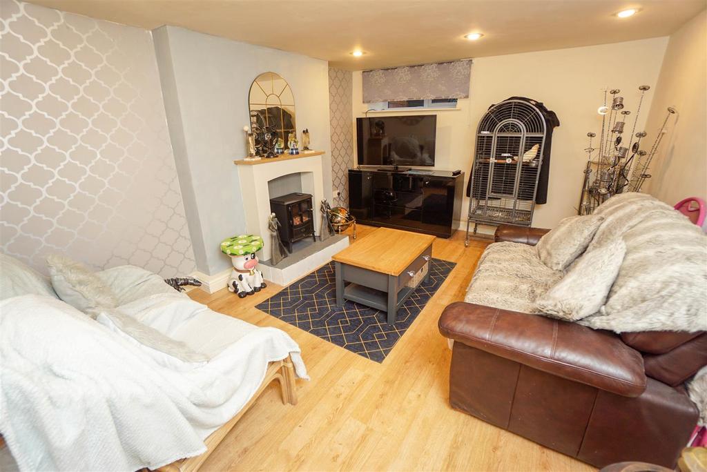GROUND FLOOR BEDROOM (1 of 1).jpg