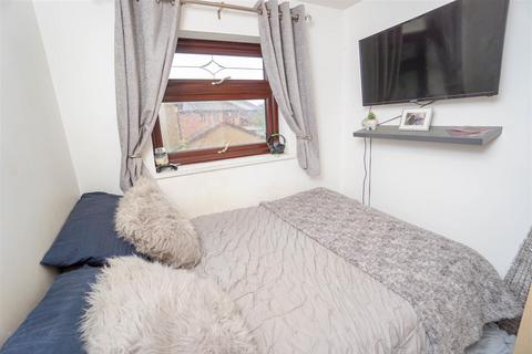 56 Captain Lees Road, Westhoughton, Bolton, BL5 3UB
